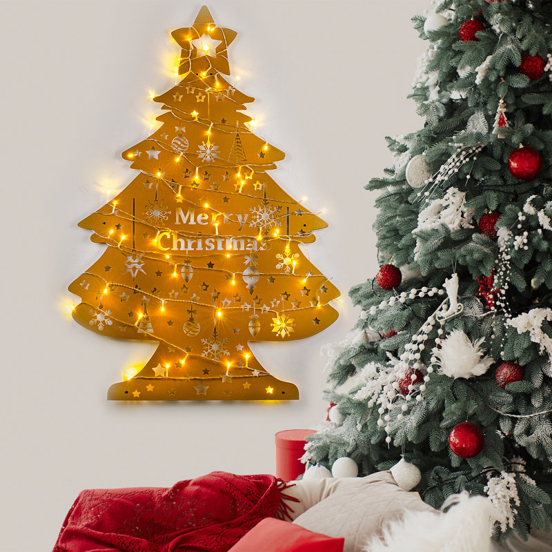 Wall Decor on Metal, Gold