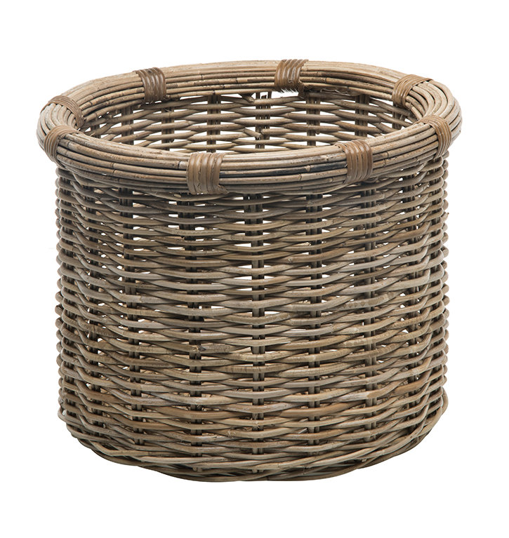 Beachcrest Home™ Ayriauna Rattan Basket