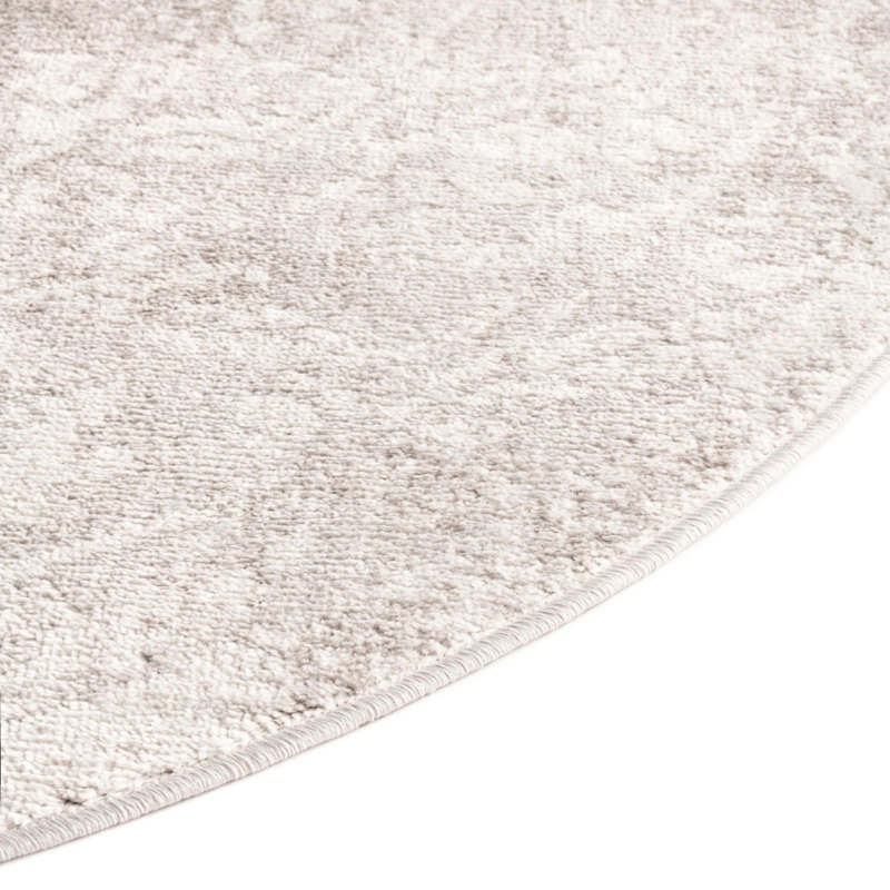 Malayna Oriental Indoor Rug, Oval 4' x 6'