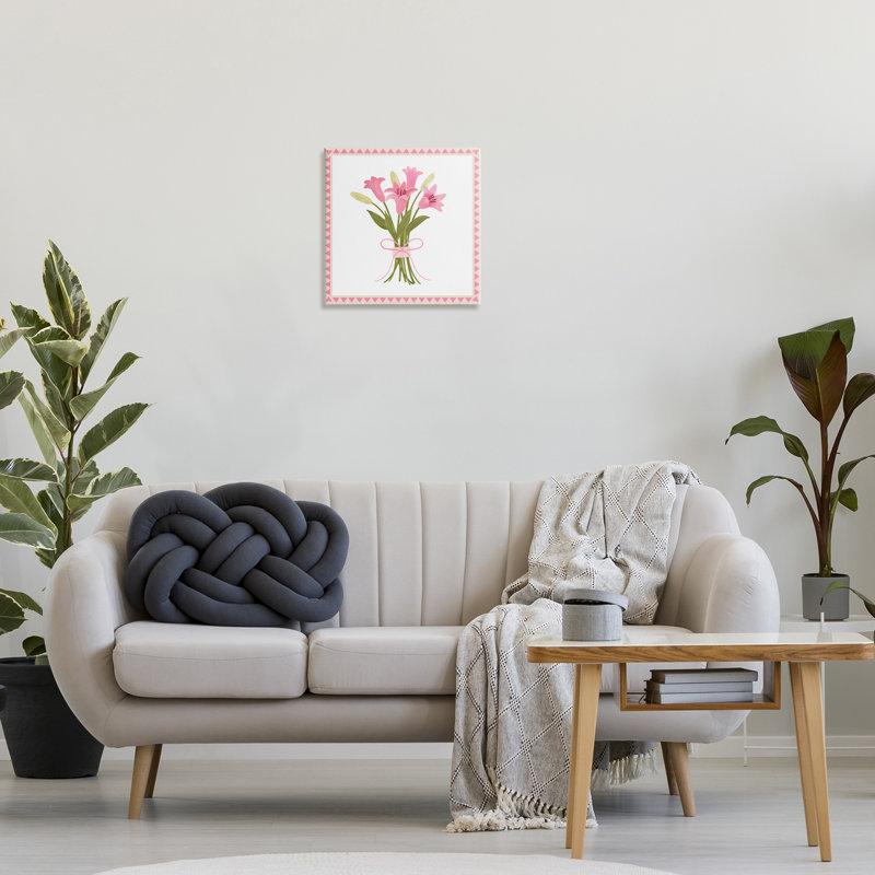 «Pink Spring Lily Bouquet», conception par Adrienne Morris, H 17 po x l 17 po