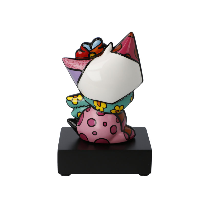 Figurines & Sculptures