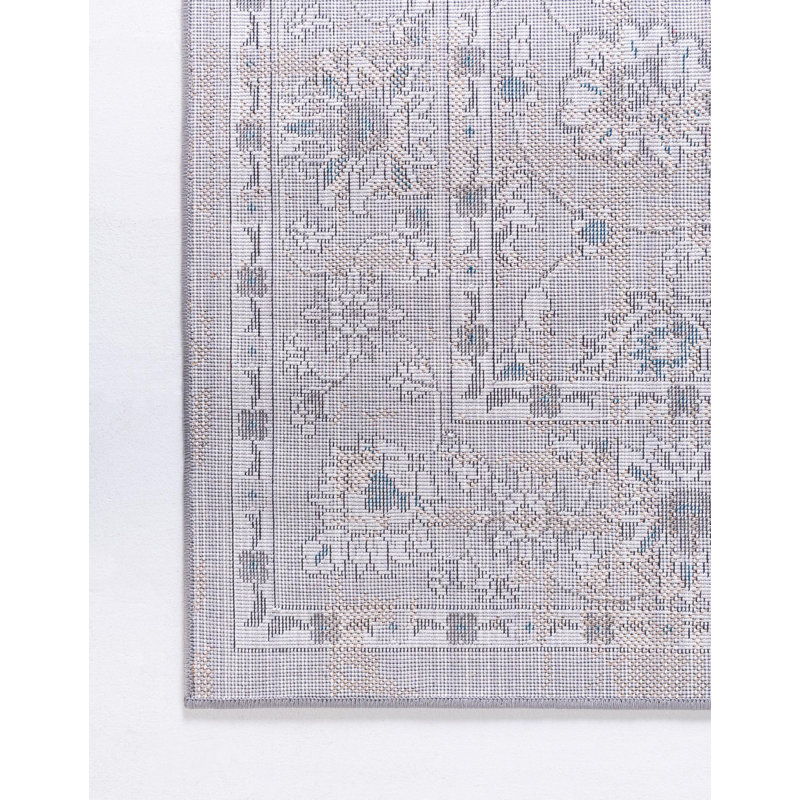 Clevinger Floral Indoor Rug, Rectangle 3'3" x 5'3"