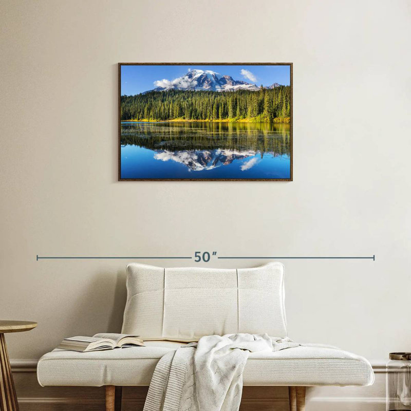 Lac alpin près du mont Rainier, Cadre flottant noyer, 31 po x 21 po