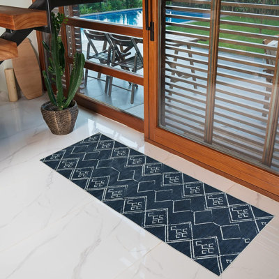 Kendral Washable Geometric Indoor Rug