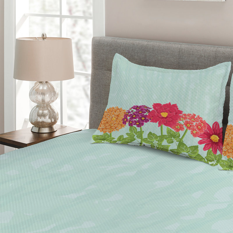 Farmhouse / Country Polyester Floral Coverlet