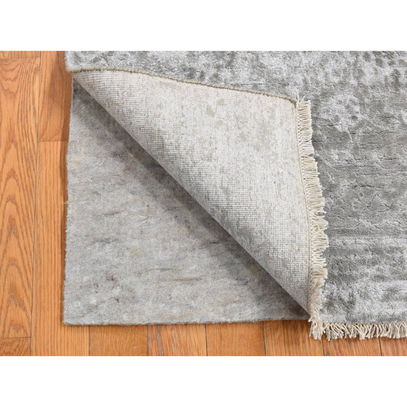 2'7"x6' Grey Hand Knotted Wool and Silk Zoroastrian Design Runner Rug G87333