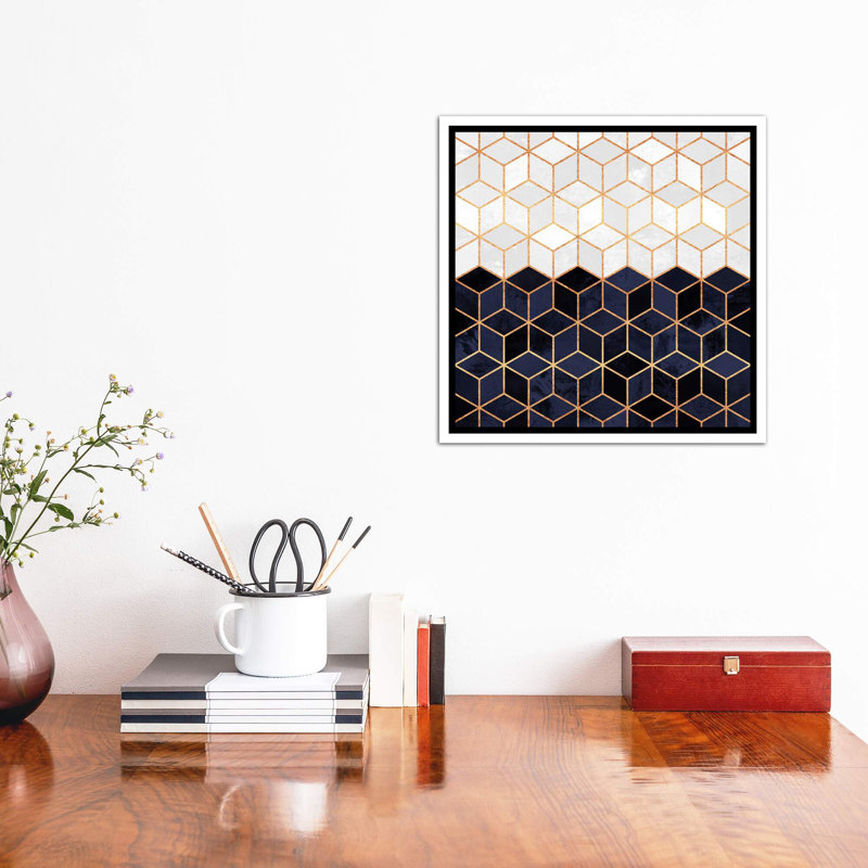 «White and Navy Cubes» par Elisabeth Fredriksson - impression d'art graphique, H 26 po x l 26 po x P 1,5 po