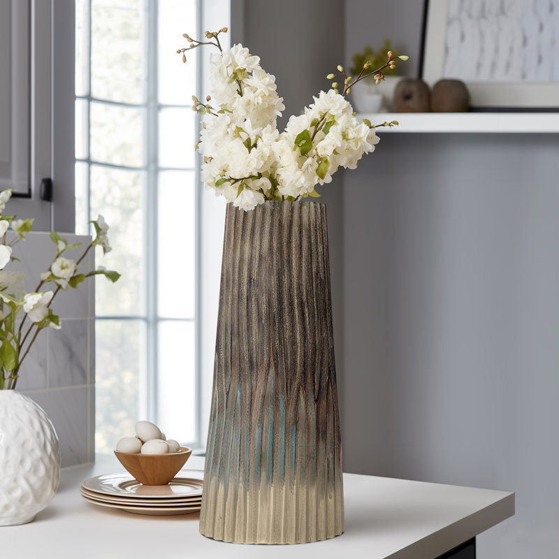 Vase décoratif à nervures avec finition nervurée pour les accents de la maison - Grand vase minimaliste à fleurs pour console, vestibule ou décor de salle à manger