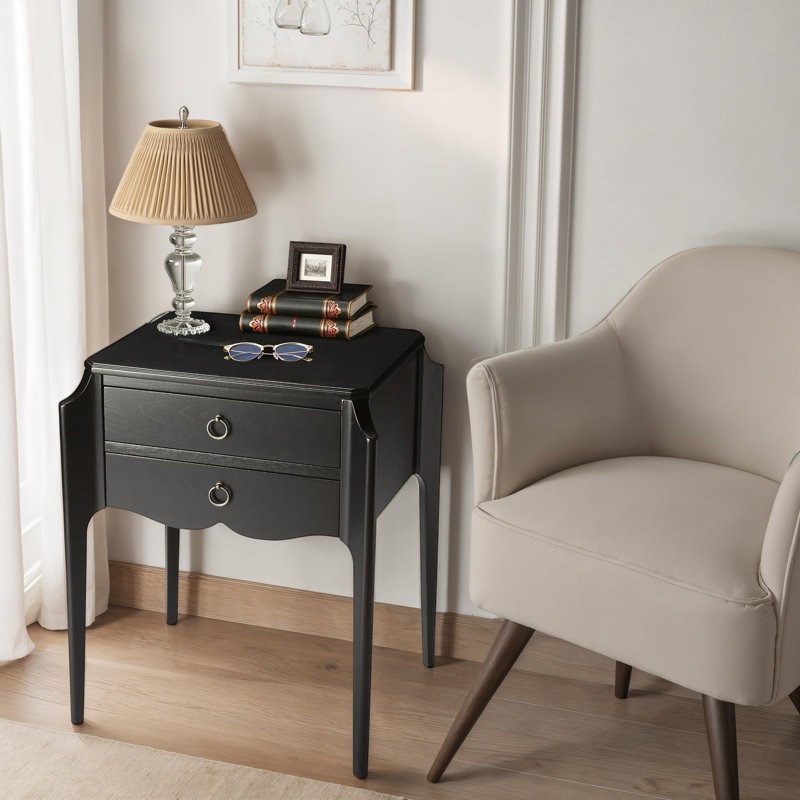 Wilshire End Table, Smooth White
