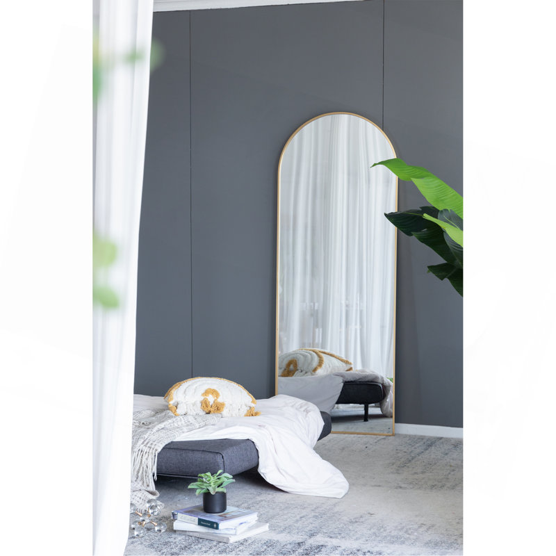 Elegant Arch Body Mirror For Stylish Home Decor And Functional Use