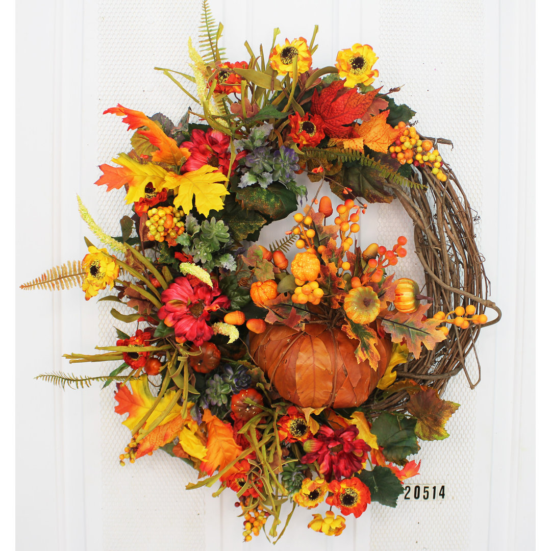 Handcrafted Faux Mixed Assortment Foam 24'' Wreath Primrue