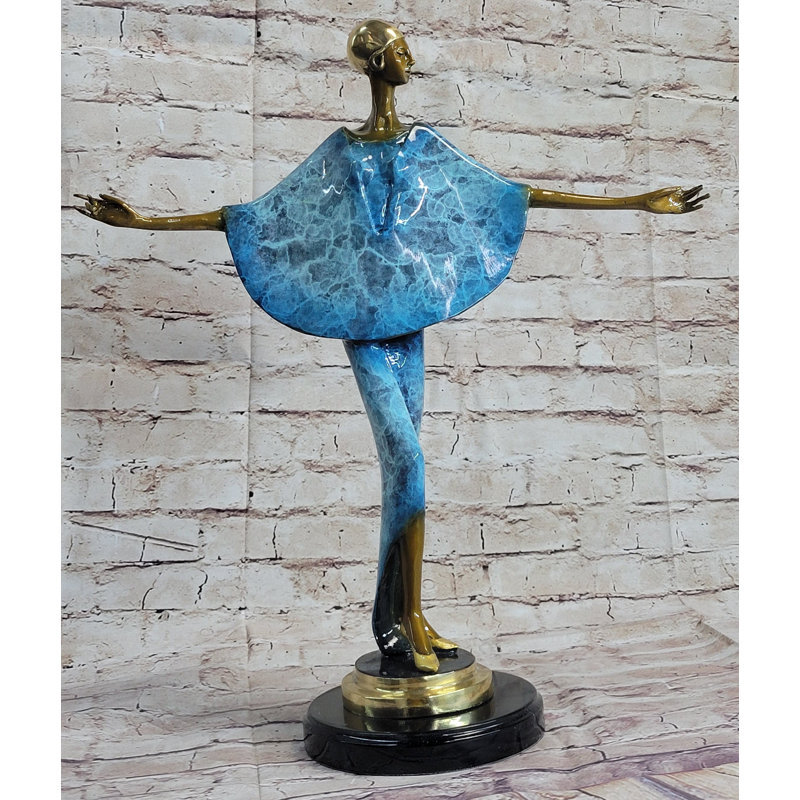 Henoc Figurines & Sculptures