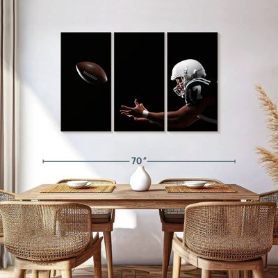 Sireci Football Player Catching Ball