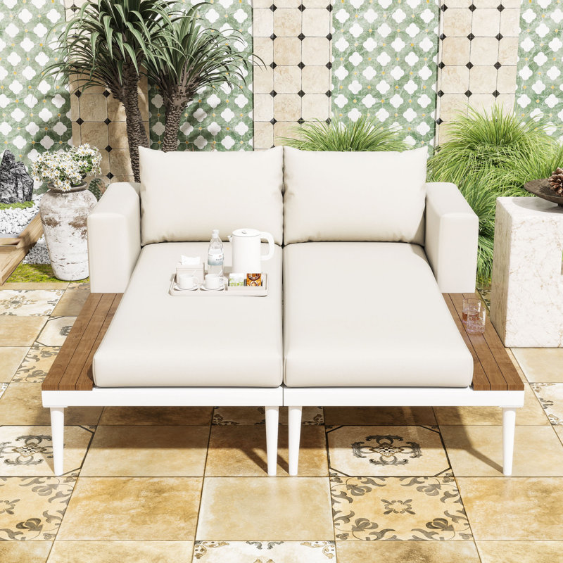 Lit de jour d'extérieur convertible pour patio avec repose-pieds réglables, coussins lavables et espace latéral, Beige