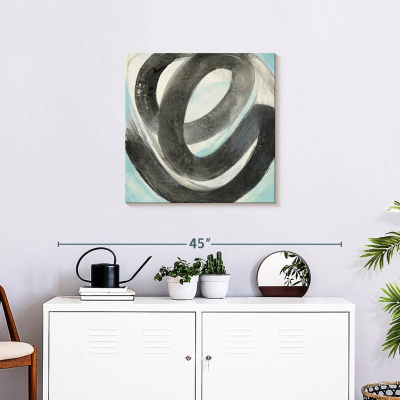 Avery Swirl, 24" H x 24" W