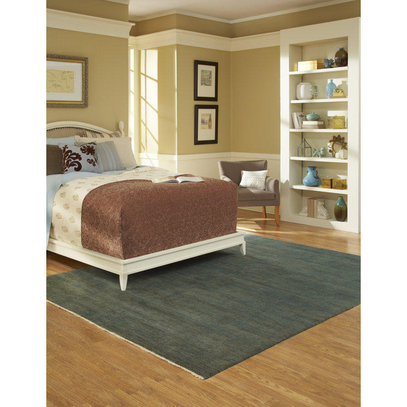 Phoenix Hand Knotted Wool Aqua Area Rug, Rectangle 5'6" x 8'6"