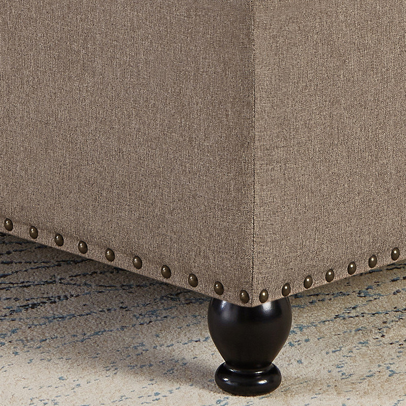Table basse avec rangement à garniture cloutée 30 po x 30 po x 18 po