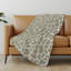 Couverture en sherpa neutre One Pixie Street 50 po x 70 po, neutre-135452192