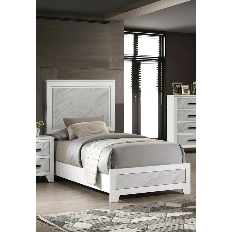 Grand lit (matelas non inclus)