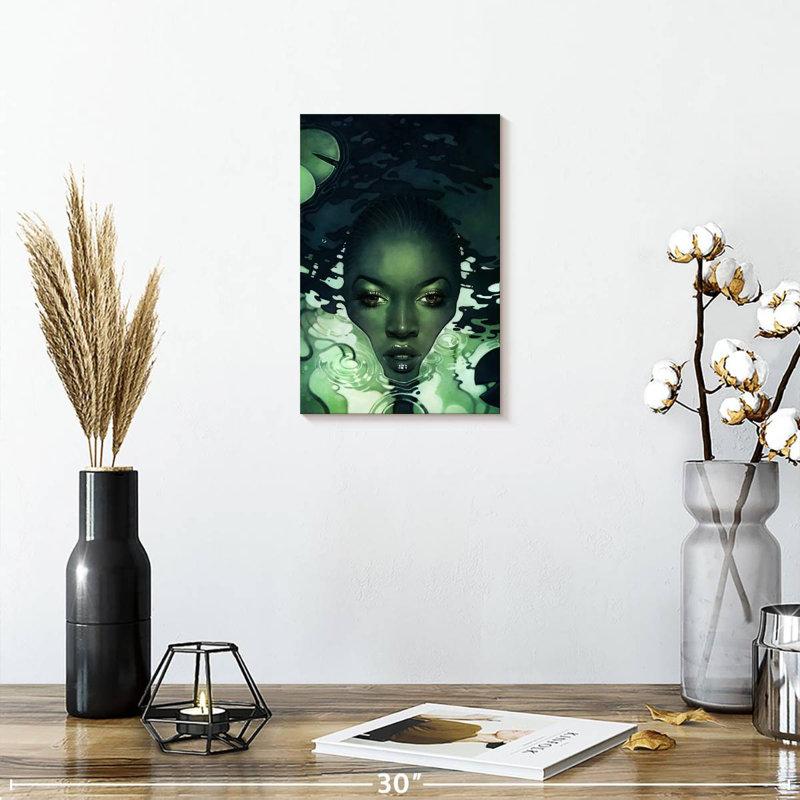 Leisha, femme verte dans une eau sombre, H 12 po x l 8 po
