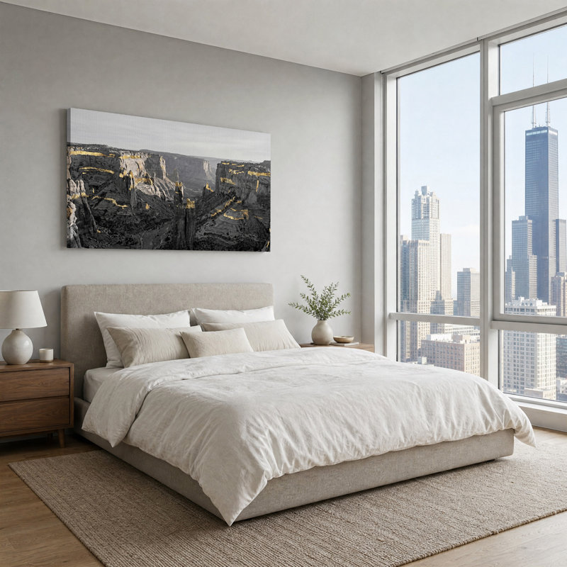 Tableau sur toile représentant un paysage de canyon monochrome aux accents dorés, 32“W x 16”H