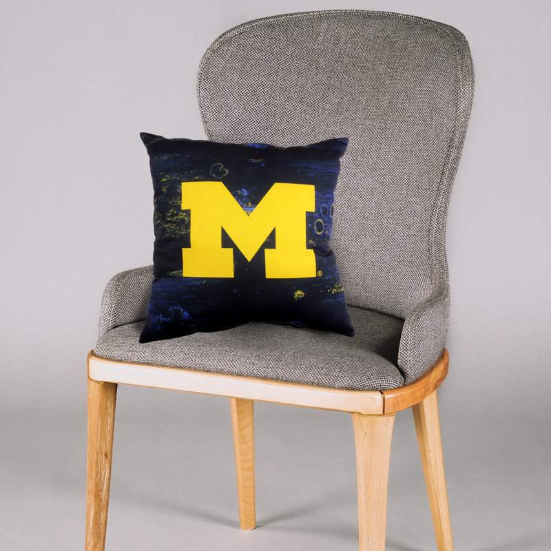 NCAA Throw Pillow, Michigan Wolverines