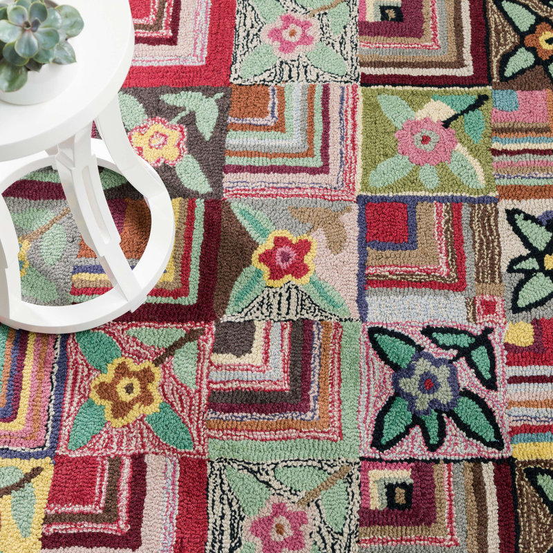 Gypsy Rose Hand Hooked Wool Rug, Rectangle 3' x 5'