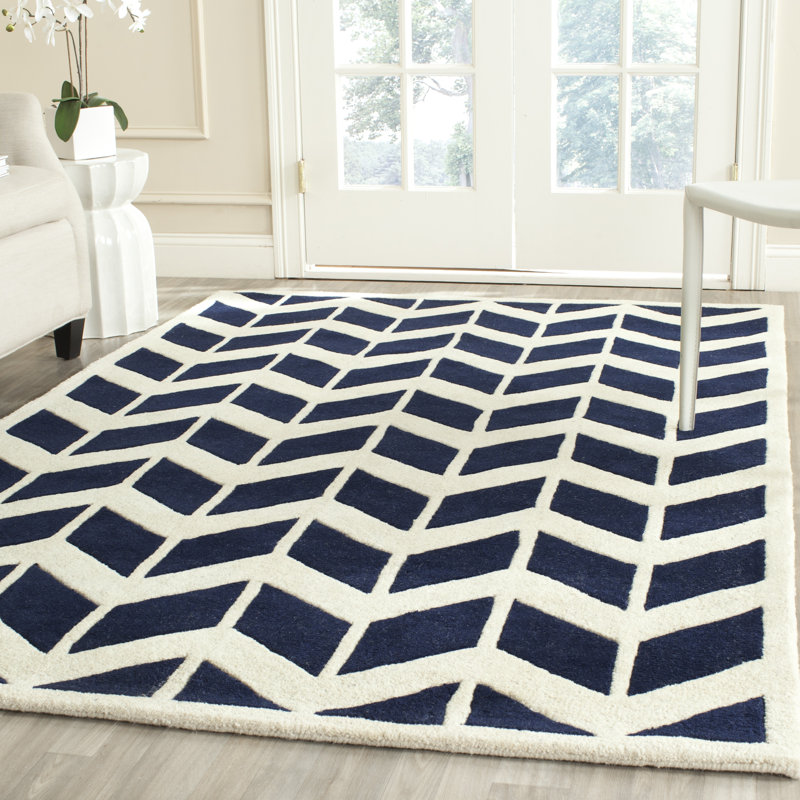 Chevron Wool Hand Woven Area Rug, Rectangle 122 x 183 cm