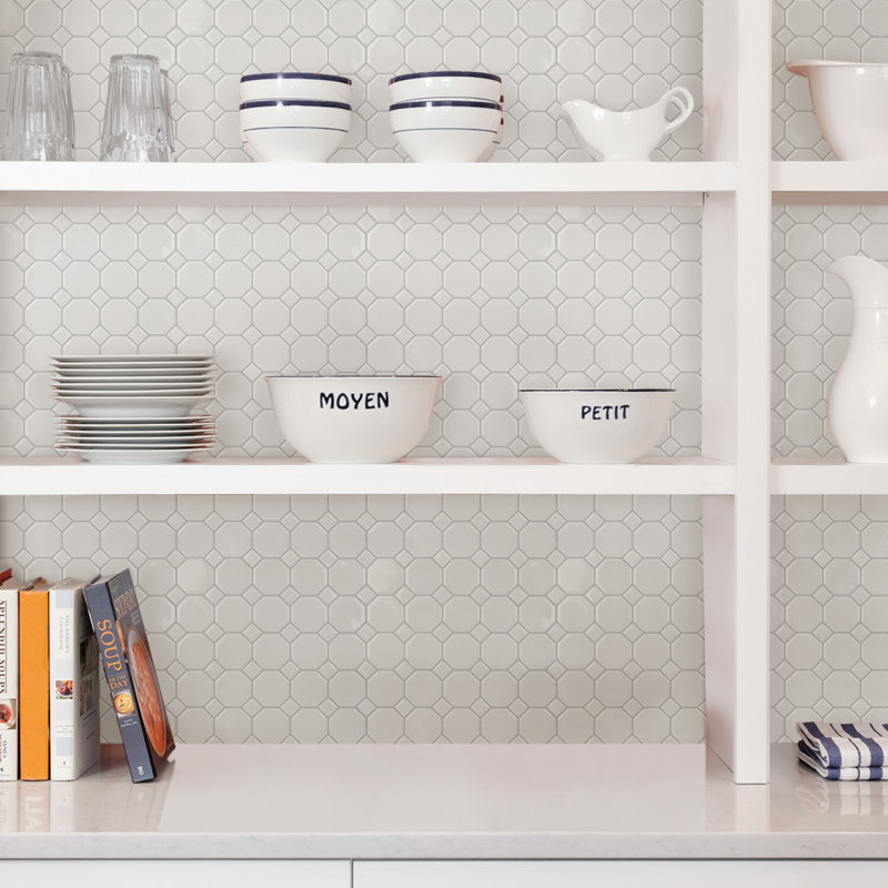 Carrelage mosaïque en gris et blanc cassé 10 po x 10 po Octagon