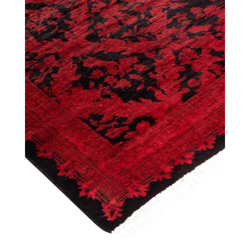 Fine Vibrance One-of-a-Kind 2' 5" X 7' 10" Hand Knotted Area Rug