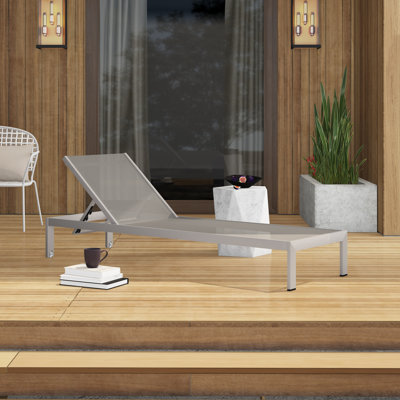 Chaise longue simple inclinable 76 po Aynura