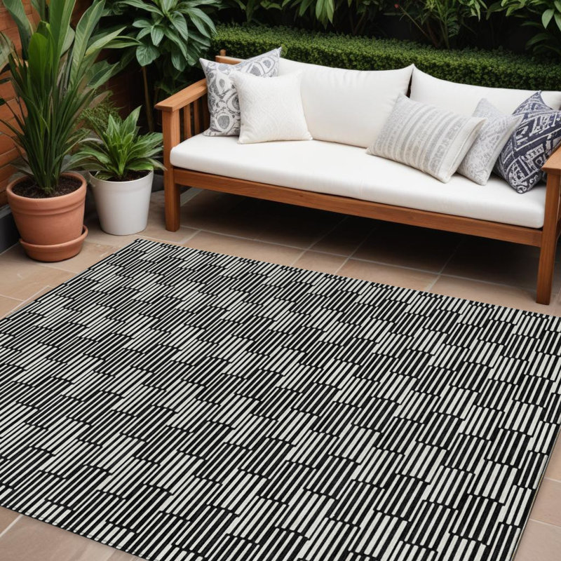 Tapis intérieur / extérieur noir géométrique lavable 9 pi x 12 pi