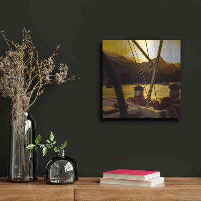 «Golden Sky» par AKG
