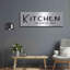 «Kitchen For Show Only» par Lori Deiter