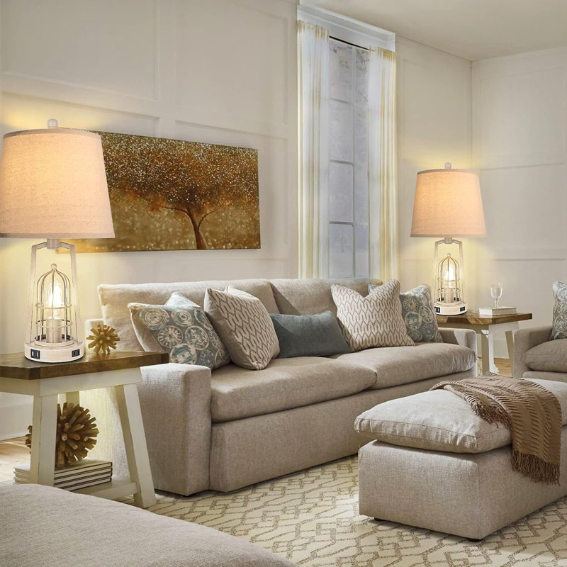 Quinnlyn Metal USB Table Lamp