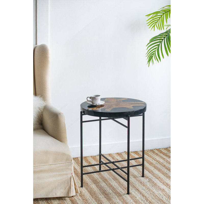 Table de bout, table d'appoint