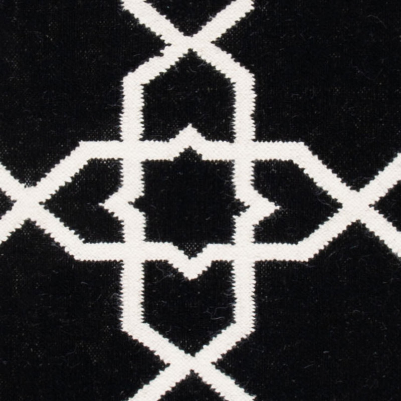 Rodgers Hand Woven Flat Weave Wool/Cotton Geometric Rug in Ivory/Black, Round 6' 