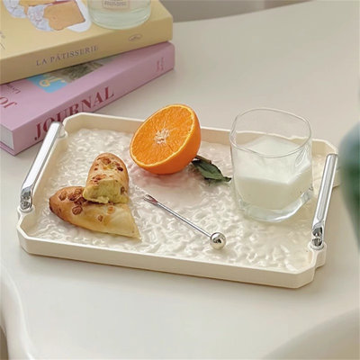 Plateau en plastique Haaken
