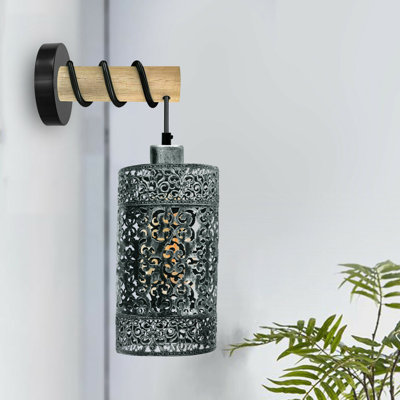 Kirzia Armed Sconce