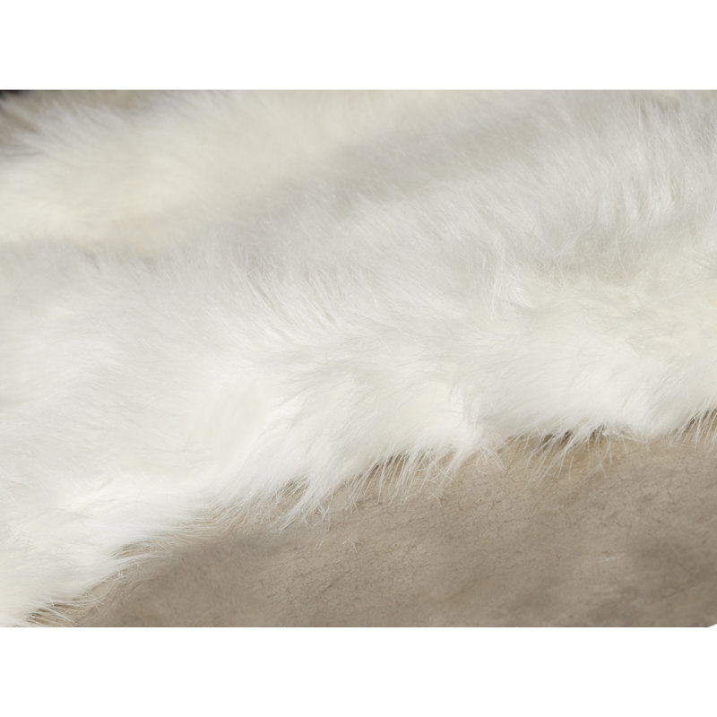 tapis blanc octo en faux en peau mouton Laperle