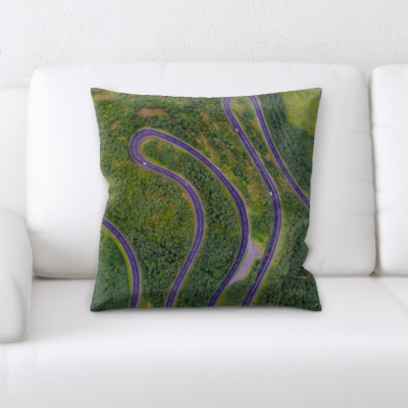 Coussin de voyage à plusieurs endroits Kirkpatrick