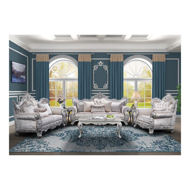 CHAISE CLUB
