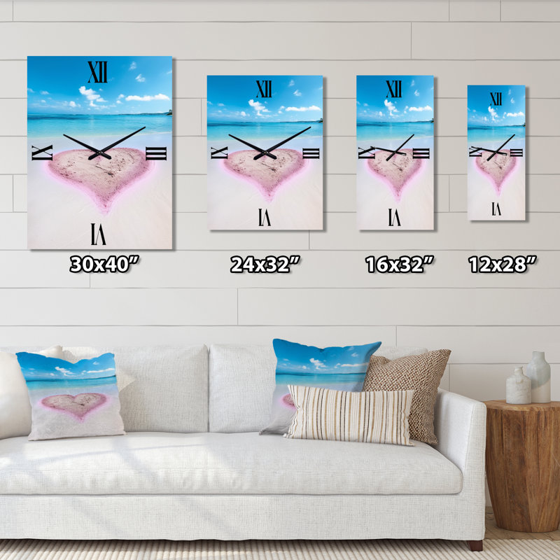 Glorious Pink Heart On Tropical Beach - Horloge murale moderne plage, Très grand