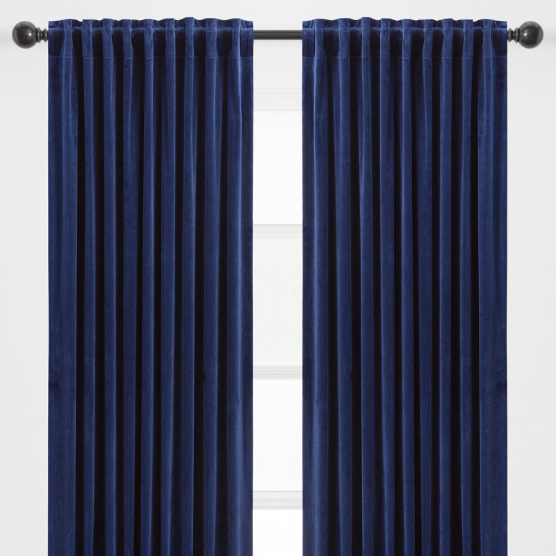 Rideaux obscurcissants en velours Mondragon, Indigo, L 52 po x L 63 po