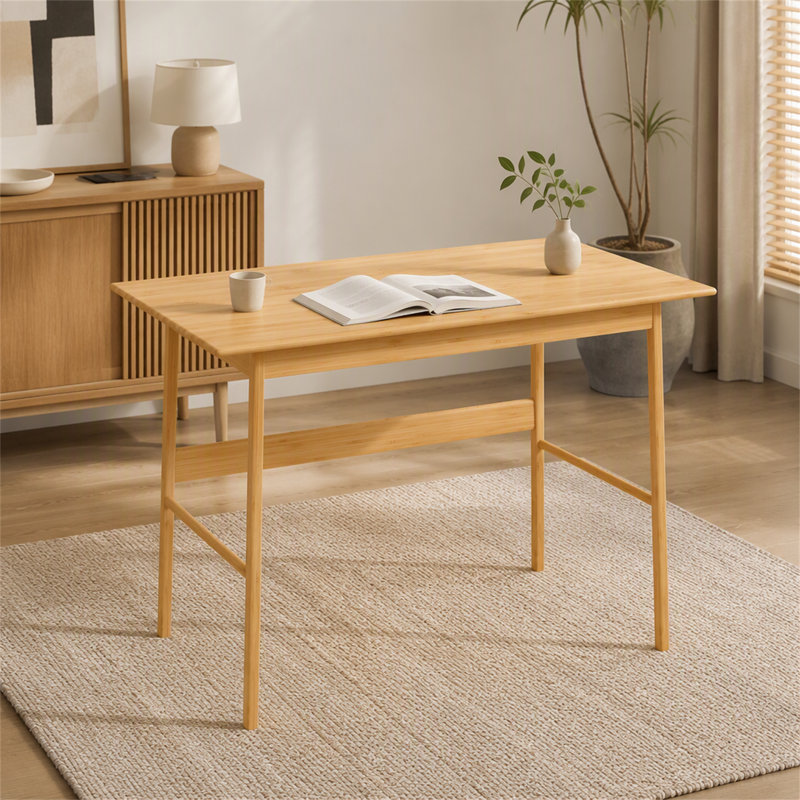 Bureau d'ordinateur moderne en bambou avec cadre renforcé pour le bureau à domicile et la configuration du poste de travail (seul le bureau inclut)