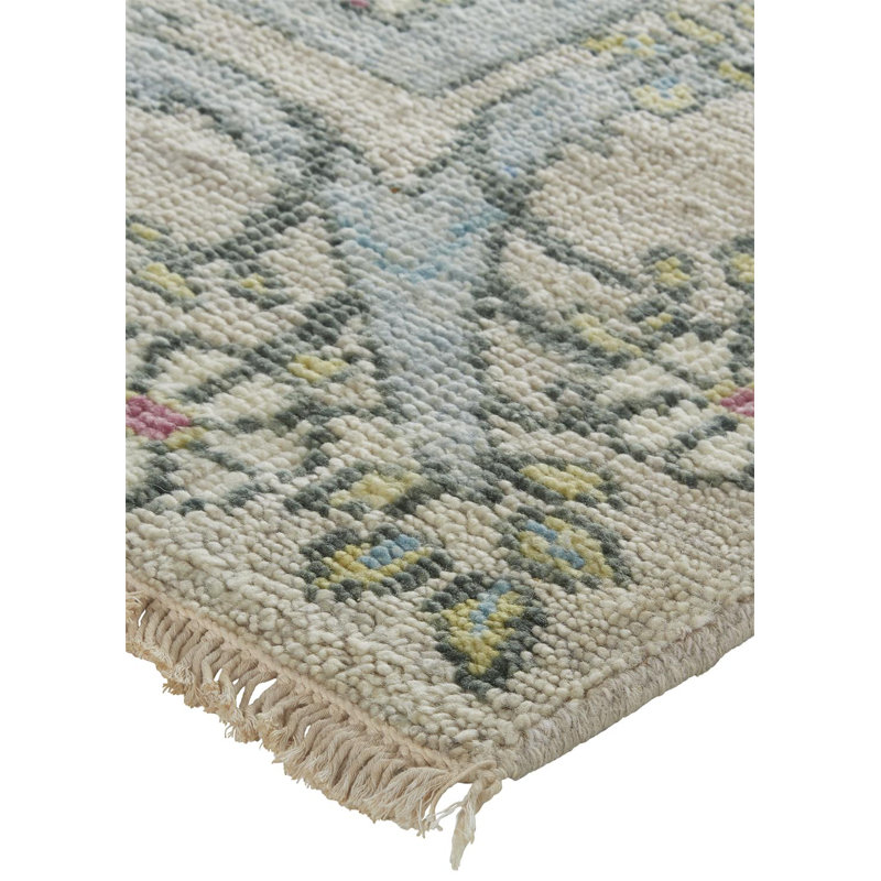 Beall Wool Floral Area Rug in Ivory, Rectangle 7'9" x 9'9"