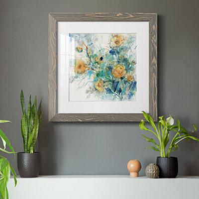 «Flower Study II», reproduction encadrée de qualité supérieure - prête à être accrochée
