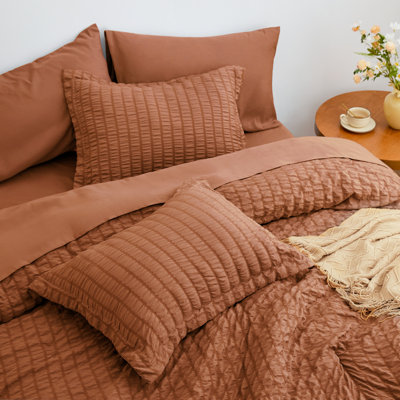 Love's cabin Seersucker Queen Comforter Set