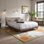 Mélange de polyester rembourré Boaz, grand lit plateforme, beige clair H 33,7 po x l 65 po x L 89 po Boaz-2006824113-2006824119