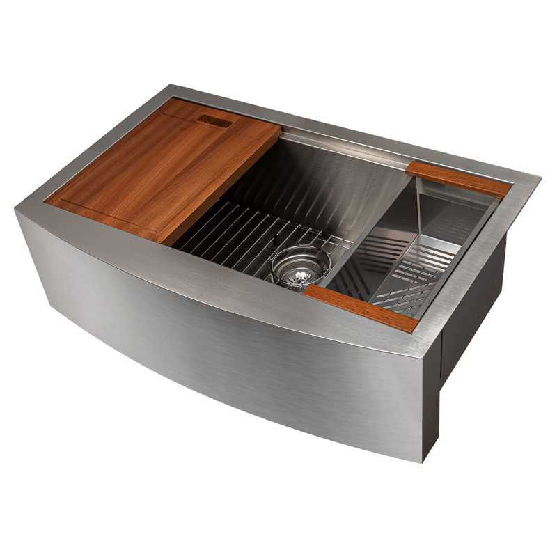 Évier de cuisine à tablier simple en acier inoxydable avec grille inférieure et accessoires ZLINE 33 po ZLINE